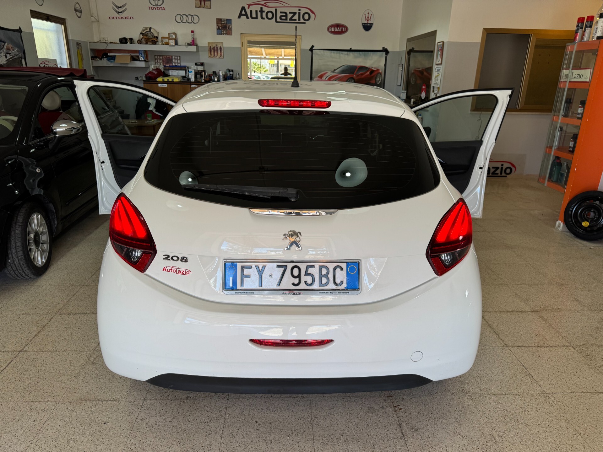 Peugeot 208 BlueHDi 1.5 dci 100 cv. Allure OK NEOPATENTATI