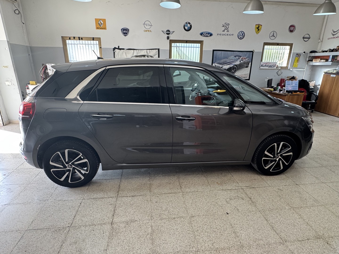 CITROEN NEW C4 1.6 HDi Shine NAVIGATORE
