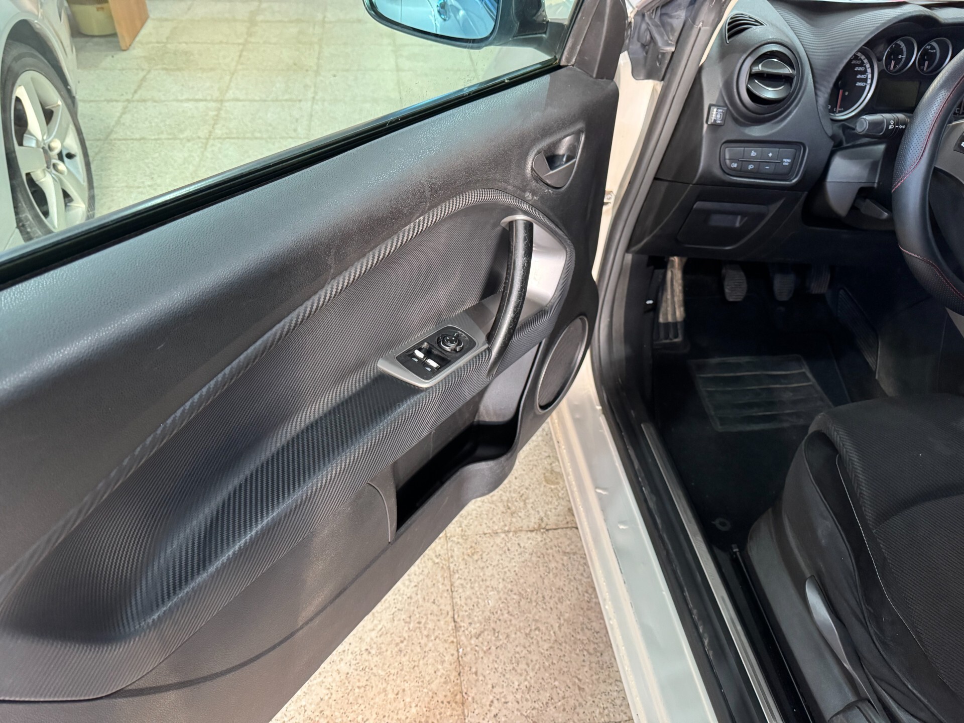 Alfa Romeo MiTo 1.4 T 120 CV GPL Distinctive Sport Pack