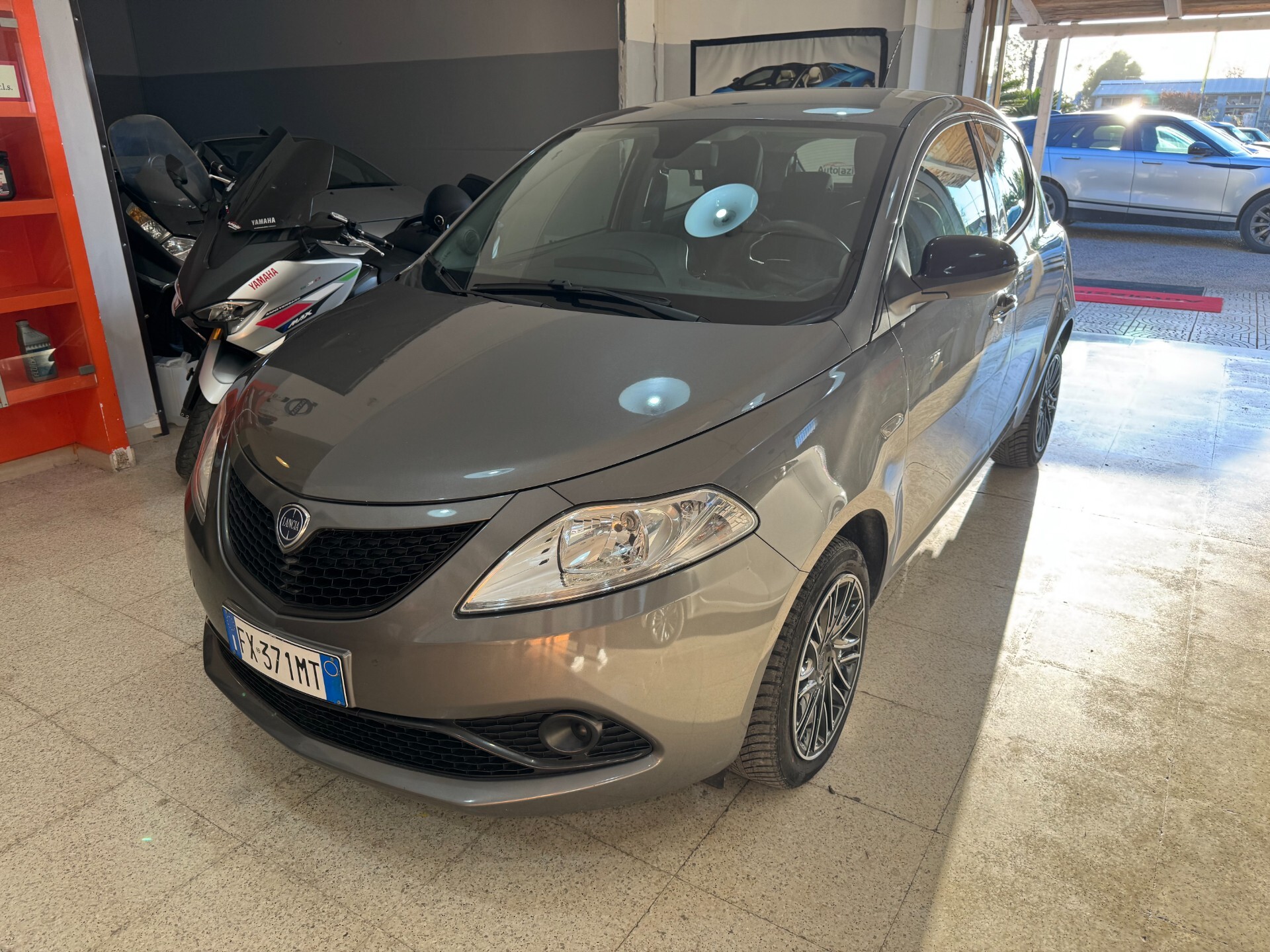 Lancia NEW Ypsilon 1.2 69 CV 5 porte Gold