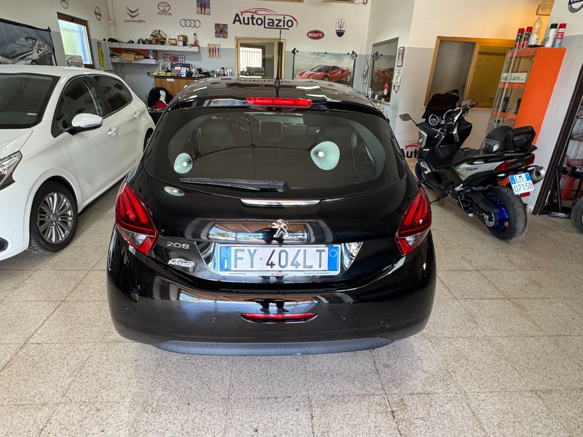 Peugeot 208 PureTech GPL 82 cv Allure NAVIGATORE-RETROCAMERA