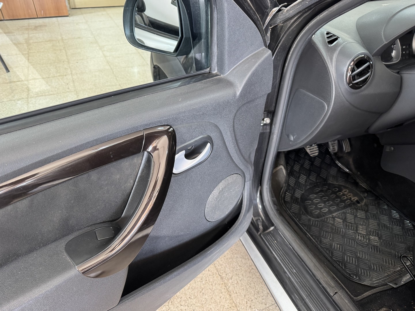 DACIA DUSTER 1.6 GPL