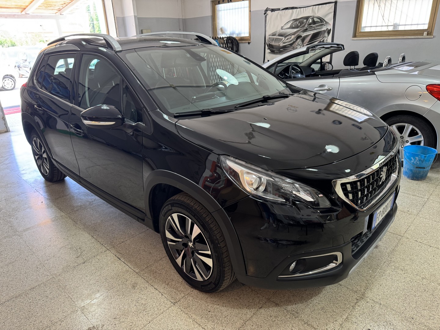 Peugeot 2008 1.2 Allure 82 cv. Navigatore 56 Mila Km.